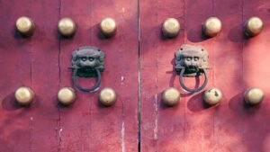 Guia practica per a anunciants espanyols que volen collaborar amb creadors d'X (Twitter) d'Eslovaquia en vlogs d'esdeveniments reals: estrategia, pipelines de seleccio i risc operatiu.