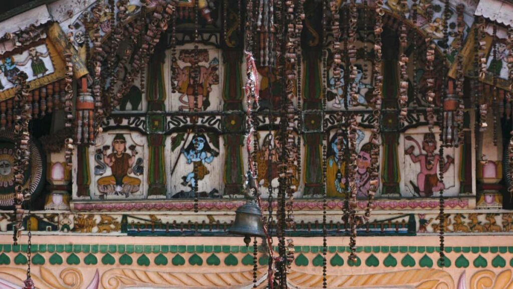 Guia practica per a creadors d'Espanya: passos reals per contactar marques portugueses a TikTok i tancar patrocinis per revisar hotels. Estrategies, bones practiques i riscs legals.