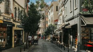 Guia practica per a creadores a Espanya: com detectar, contactar i collaborar amb marques de Luxemburg a Taobao per promoure habits saludables entre els teus seguidors.