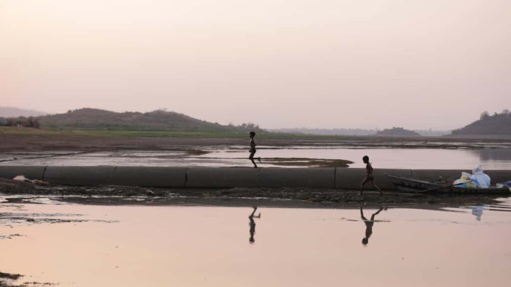 Guia practica per a creadors a Espanya: com trobar, contactar i convencer marques nepaleses a Pinterest per ressenyar productes trending.