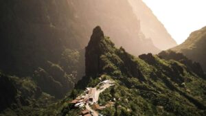 Guia practica per a marques d'Espanya: com localitzar, validar i activar creators de Letonia a WhatsApp per a promocions estacionals, amb riscos, tactiques i casos reals.